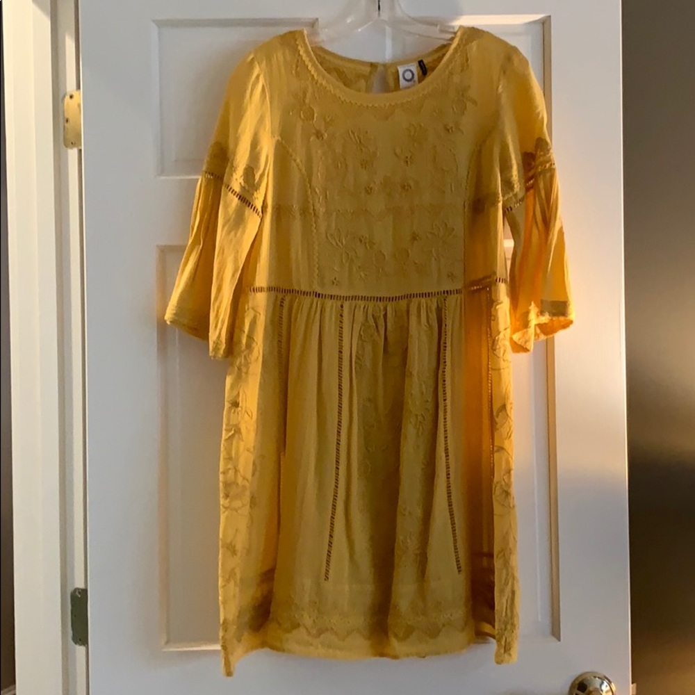 Akemi and Kin Anthropologie Dress